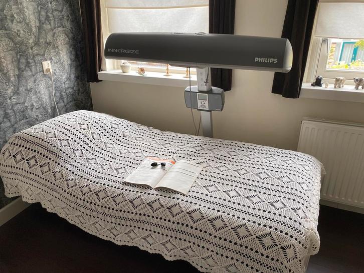 Philips Innergize, Witgoed en Apparatuur, Zonnebanken en Gezichtsbruiners, Zo goed als nieuw, Zonnebank enkelzijdig, Minder dan 10 lampen