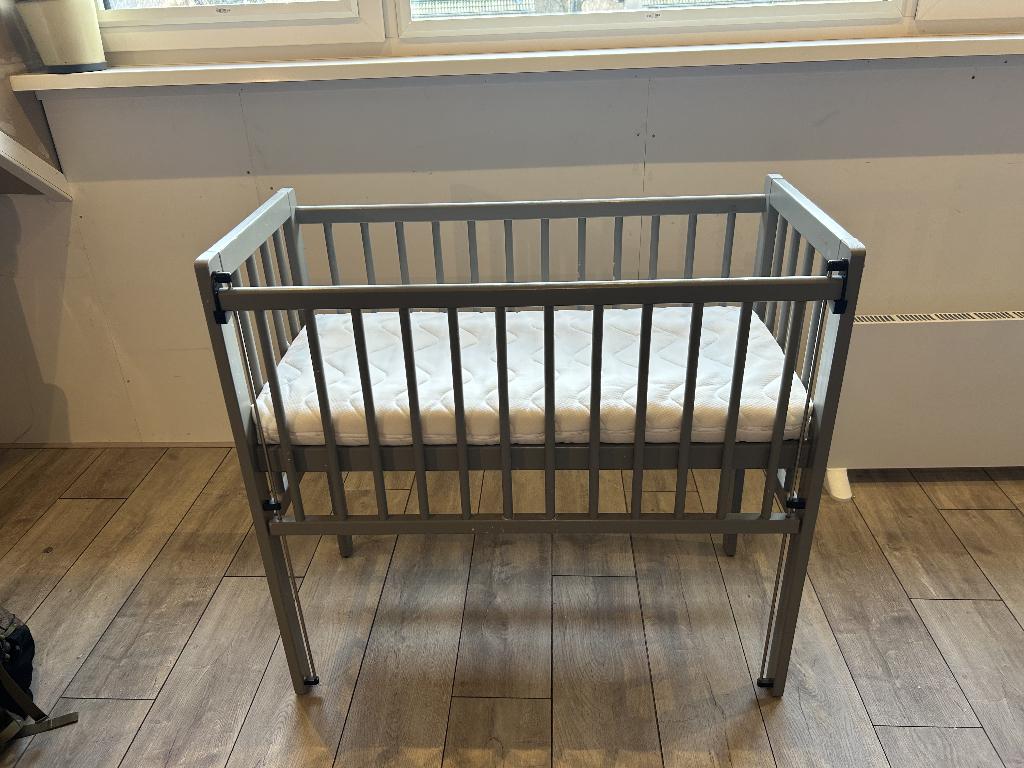 co-sleeper inclusief matras, Kinderen en Baby's, Kinderkamer | Bedden, Gebruikt, Minder dan 140 cm, Minder dan 70 cm, Matras, Ophalen