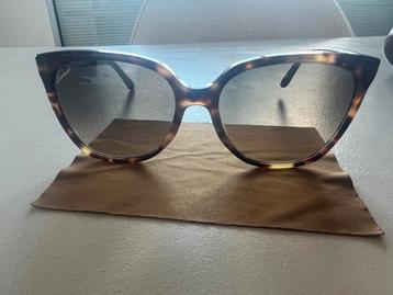 Hele mooie Gucci zonnebril + case ZGAN! beschikbaar voor biedingen