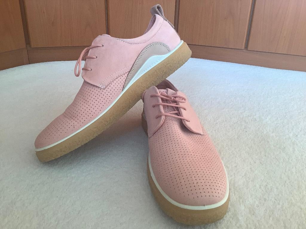 Prachtige roze sportieve leer schoenen van Ecco, 43(28cm)., Ecco, Ophalen of Verzenden, Roze, Sneakers of Gympen
