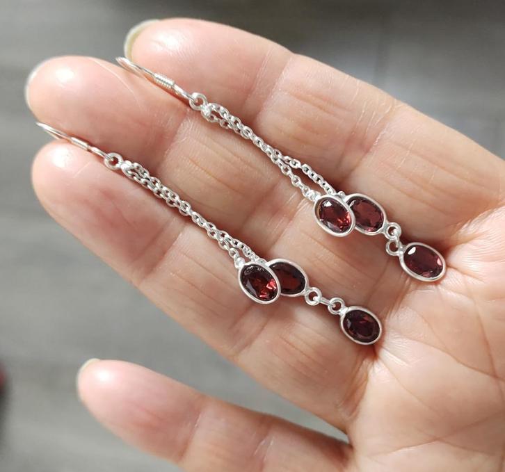 925 zilveren oorbellen met natuurlijke Granaat steen, Sieraden, Tassen en Uiterlijk, Oorbellen, Nieuw, Hangers, Zilver, Rood, Met edelsteen