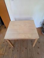 houten kindertafeltje, Kinderen en Baby's, Kinderkamer | Tafels en Stoelen, Ophalen, Gebruikt, Stoel(en)