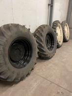 Te koop diverse trekker wielen velgen met banden, Ophalen