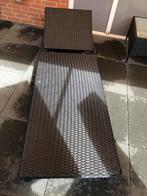 2 stuks zwart gevlochten ligbed met creme ligbedkussen, Tuin en Terras, Ophalen, Gebruikt