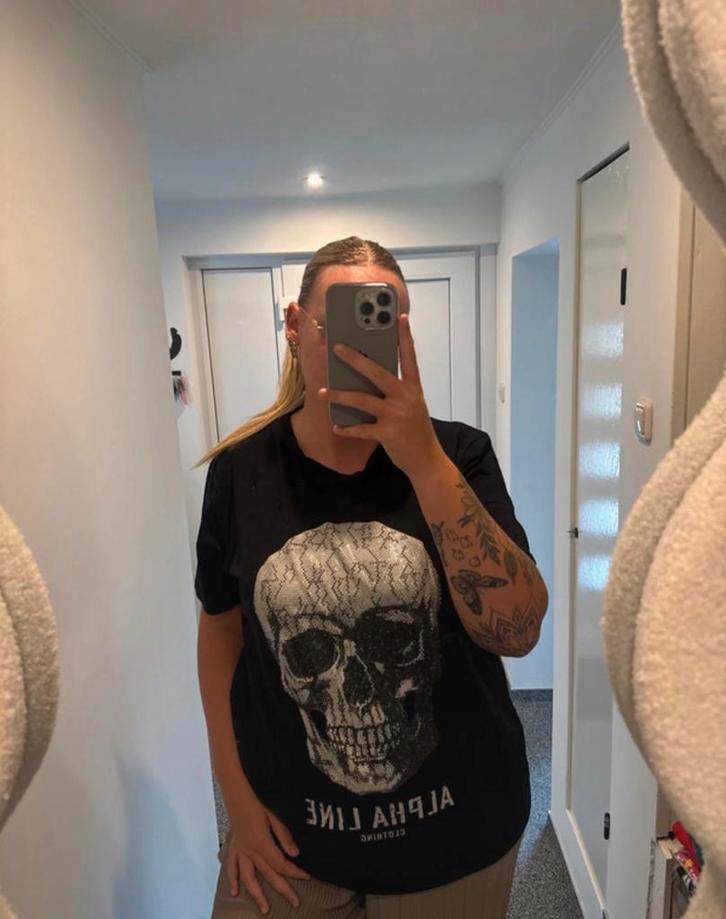 Verschillende tshirt, Kleding | Dames, T-shirts, Nieuw, Maat 42/44 (L), Zwart, Korte mouw, Ophalen of Verzenden