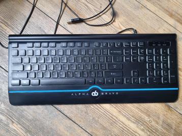 Veho Alpha Bravo Gaming Keyboard en Muis beschikbaar voor biedingen