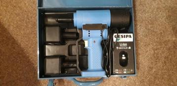 Gesipa accu popnageltang met 2 accu's en lader Demo  beschikbaar voor biedingen