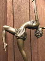 bronzen sculptuur vrouw danseres m fakkels, Antiek en Kunst, Ophalen of Verzenden
