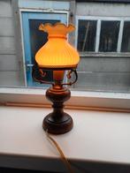 Vintage Tafellamp met Houten Voet en Amberkleurige Kap, Antiek en Kunst, Ophalen