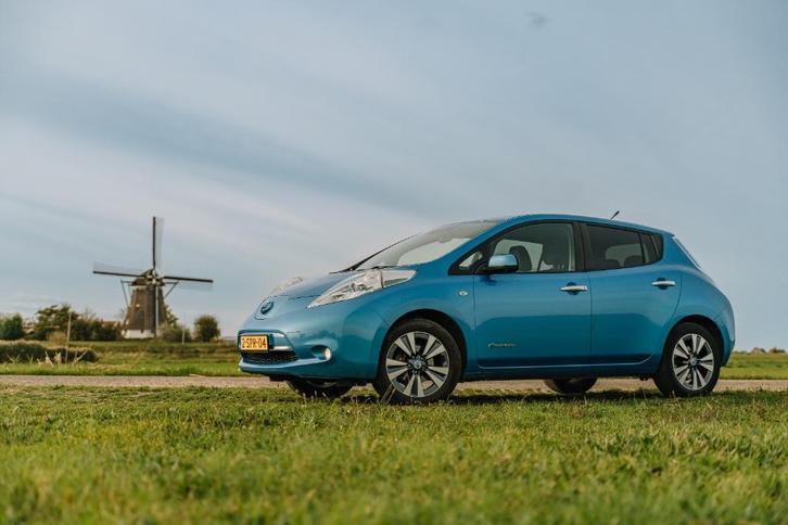 Nissan Leaf 2013 Tekna 24 kWh, Auto's, Nissan, Particulier, Leaf, 360° camera, ABS, Achteruitrijcamera, Airbags, Airconditioning
