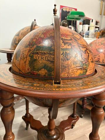 Antieke bar globe drank barglobe authentiek globebar beschikbaar voor biedingen