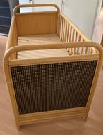 verstelbaar rotan  baby/peuterbed, Minder dan 70 cm, Minder dan 140 cm, Zo goed als nieuw, Ophalen