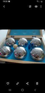 Jeu de boule, Ophalen, Zo goed als nieuw