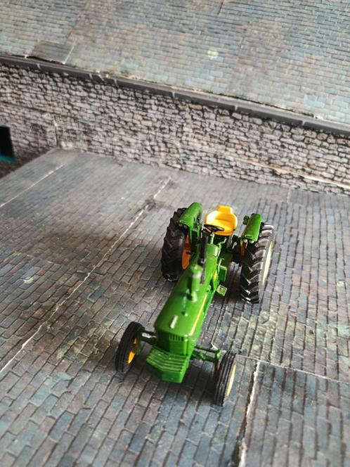 John Deere 4020 UH tractor uit 1968, Hobby en Vrije tijd, Modelauto's | 1:43, Zo goed als nieuw, Tractor of Landbouw, Universal Hobbies