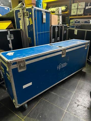 Gebruikte Langwerpige Flightcase beschikbaar voor biedingen
