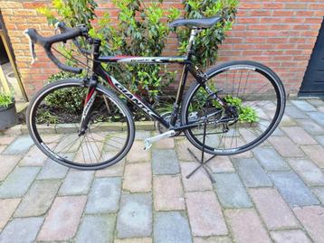 Race fiets beschikbaar voor biedingen