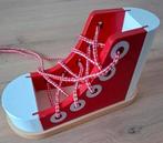 Houten oefenschoen Melissa & Doug, Kinderen en Baby's, Speelgoed | Houten speelgoed, Ophalen, Zo goed als nieuw