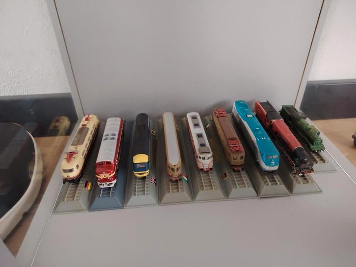 Miniatuur Treinen Schaalmodellen - Wereld Collectie, Hobby en Vrije tijd, Modeltreinen | H0, Gebruikt, Locomotief, Gelijkstroom of Wisselstroom