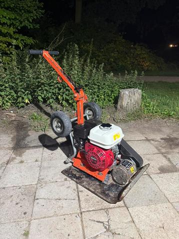 Trilplaat Revo LVW 1800H honda GX160 beschikbaar voor biedingen