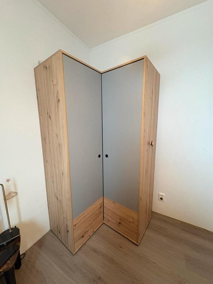 Stijlvolle Baby-/Kinderhoekkast (100 x 50,2 x 193,6 cm), Huis en Inrichting, Kasten | Kledingkasten, Zo goed als nieuw, 150 tot 200 cm