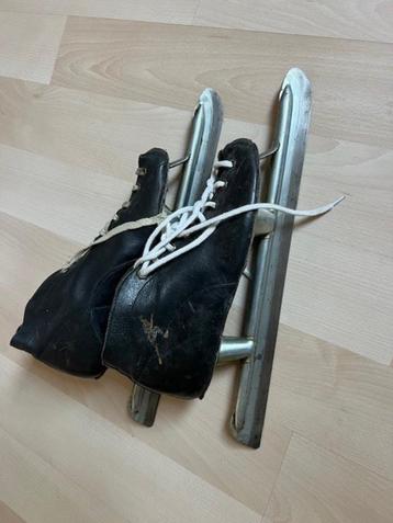 Schaatsen beschikbaar voor biedingen