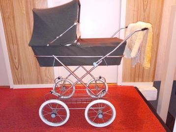Kinder poppenwagen  beschikbaar voor biedingen