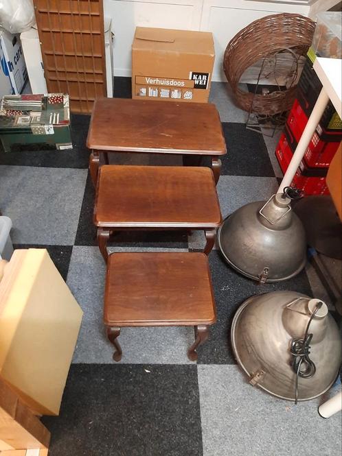 Drie Vintage Bijzettafeltjes Nestbaar, Huis en Inrichting, Tafels | Bijzettafels, Gebruikt, Rechthoekig, Minder dan 45 cm, Minder dan 55 cm