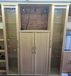 Licht beuken wandkast met licht en vitrines, Huis en Inrichting, Kasten | Vitrinekasten, Ophalen of Verzenden, Gebruikt, 25 tot 50 cm