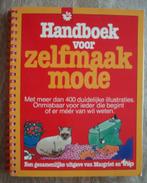 Handboek voor zelfmaakmode - Ria Scheepstra, Ophalen of Verzenden, Zo goed als nieuw, Ria Scheepstra ea, Borduren en Naaien