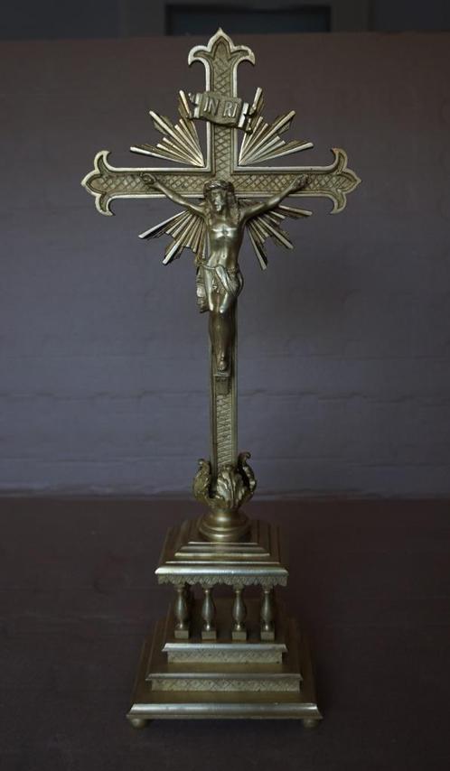 Bronzen kruisbeeld, Antiek en Kunst, Antiek | Religie, Verzenden