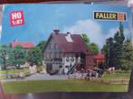 Faller 130280 – Huis met ooievaarsnest (nieuw) – H0, Hobby en Vrije tijd, Modeltreinen | H0, Overige merken, Gelijkstroom of Wisselstroom