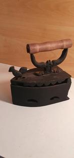 Oud Gietijzeren Strijkijzer met Haan, Ophalen of Verzenden