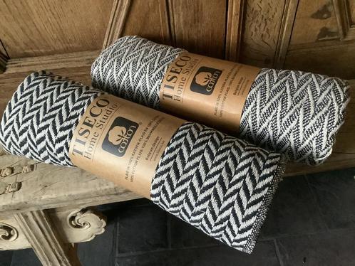 NIEUW 2 bij elkaar passende woondekens plaids AANBOEDING, Huis en Inrichting, Woonaccessoires | Plaids en Woondekens, Nieuw, Ophalen of Verzenden