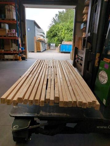 Vuren 47x75 (45x70) 300 cm pakket 2 beschikbaar voor biedingen