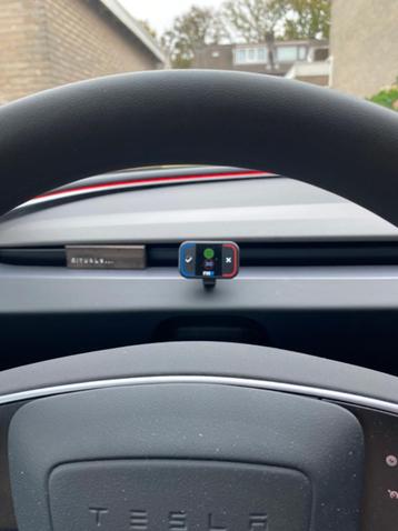 Flitsmeister 2 houder voor Tesla 3 beschikbaar voor biedingen