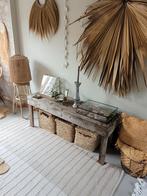 Oude sidetable, Huis en Inrichting, Tafels | Sidetables, 100 tot 150 cm, Ophalen of Verzenden, Zo goed als nieuw, 25 tot 50 cm