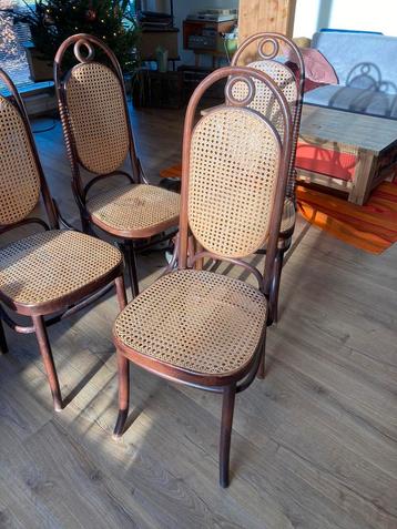Antieke rotan thonet stijl eetkamer stoelen 4 stuks beschikbaar voor biedingen