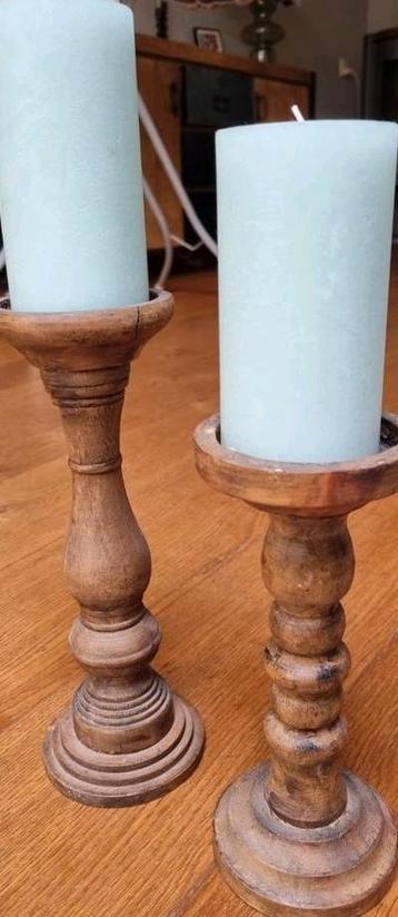Houten Kandelaars  - Stompkaarsen beschikbaar voor biedingen