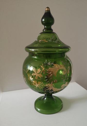 Antieke mooi groene glazen punch bowl / kom met deksel beschikbaar voor biedingen