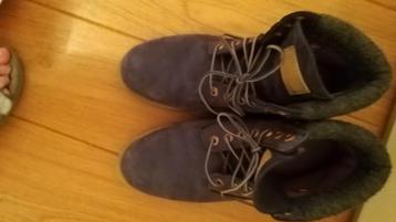 schoenen beschikbaar voor biedingen