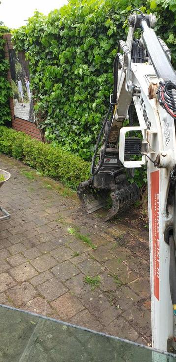 Straatwerk / mini grondwerk /rooien struiken /riolering beschikbaar voor biedingen