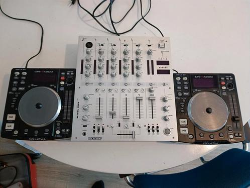 Dj set: 2x Denon Dn-s1200 en Reloop RMX-40 mengpaneel, Muziek en Instrumenten, Dj-sets en Draaitafels, Zo goed als nieuw, Denon