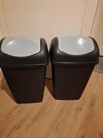 Twee vuilnisbakken, 40 liter of meer, Ophalen, Kunststof, Minder dan 50 cm