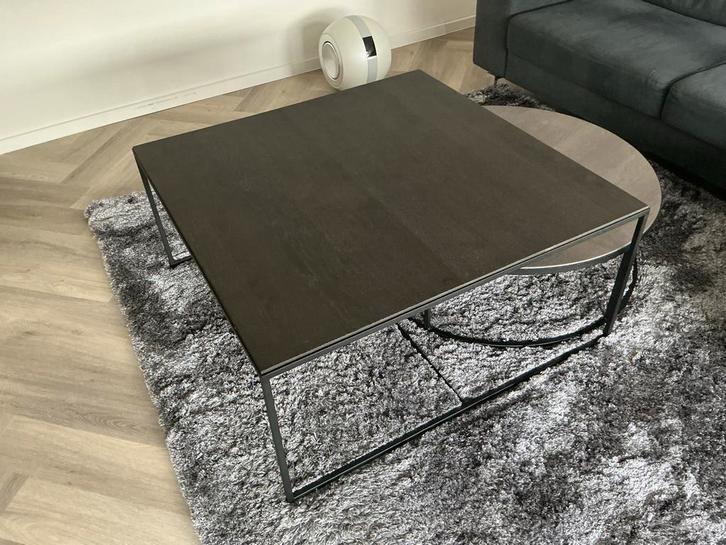 Moderne vierkante salontafel, Huis en Inrichting, Tafels | Salontafels, Zo goed als nieuw, Minder dan 50 cm, 50 tot 100 cm, Vierkant