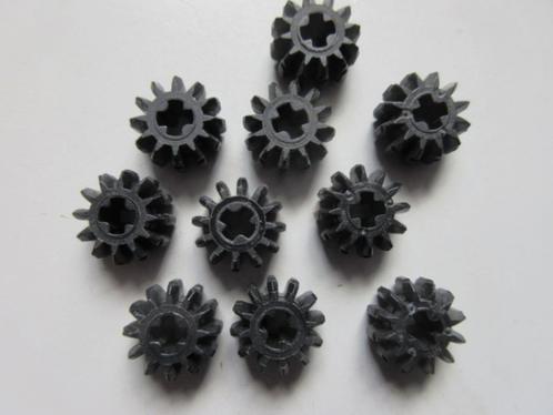 nr. 8011, 10 zwarte tandwielen, 32270 Gear 12 tooth Double B, Kinderen en Baby's, Speelgoed | Duplo en Lego, Zo goed als nieuw