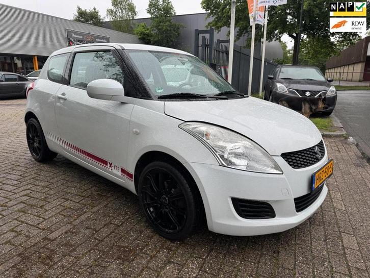 Suzuki SWIFT 1.2 Sport-line 3 deurs, elec pakket, navi, mult, Auto's, Suzuki, Bedrijf, Te koop, Swift, ABS, Airbags, Airconditioning
