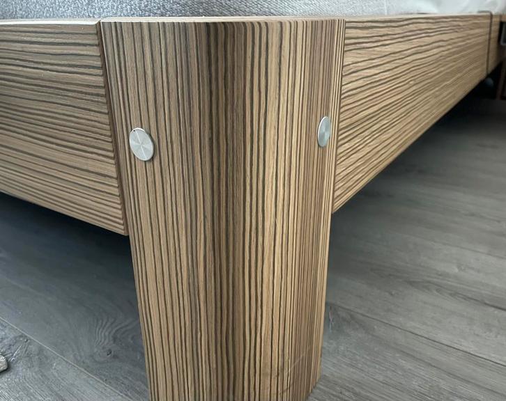 Auping Auronde ZEBRANO special editie 180x200x34 hoog, Huis en Inrichting, Slaapkamer | Complete slaapkamers, Zo goed als nieuw