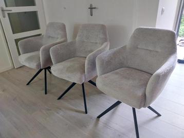 3x draaistoel beige  Pronto Wonen  Nieuwstaat  beschikbaar voor biedingen