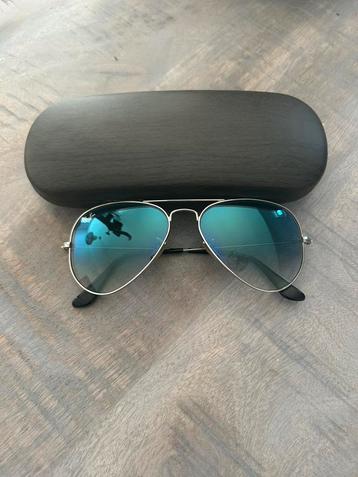 Ray-Ban junior  beschikbaar voor biedingen