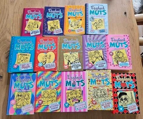 Dagboek van een muts Rachel Renée Russell, Boeken, Kinderboeken | Jeugd | 10 tot 12 jaar, Zo goed als nieuw, Ophalen of Verzenden